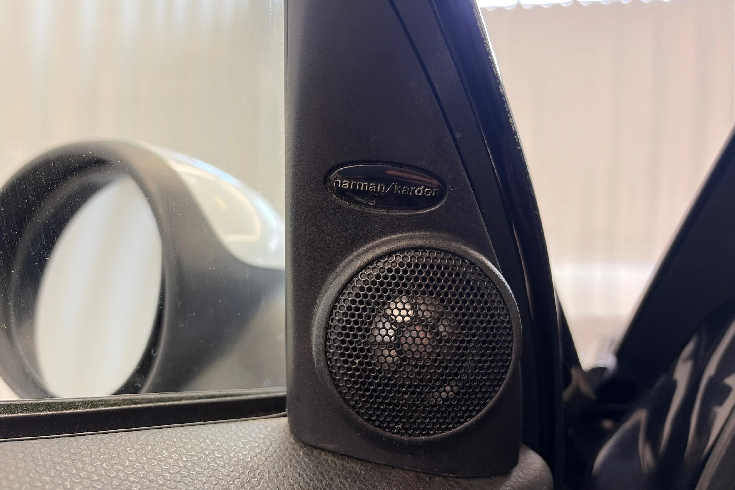 musta Mini Cooper D 2011 kuva 15.