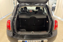 musta Mini Cooper D 2011 kuva 16.