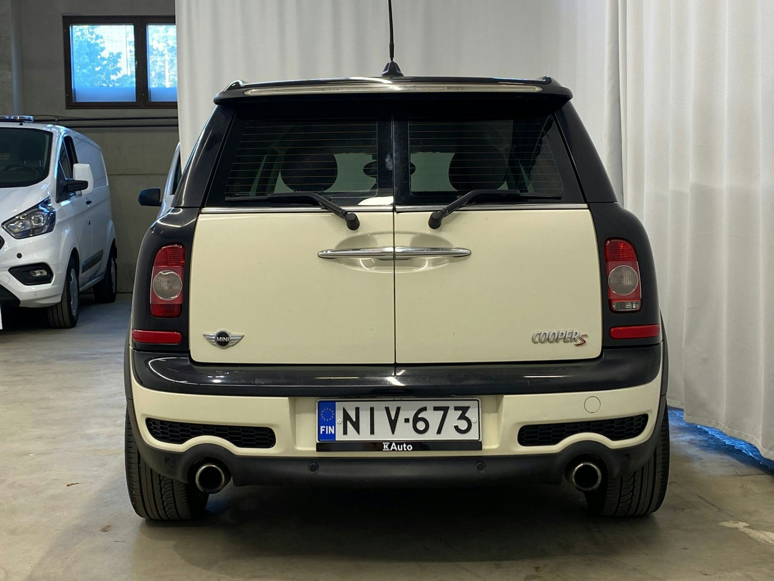 valkoinen Mini Cooper S 2009 kuva 4.