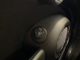 valkoinen Mini Cooper S 2009 kuva 14.