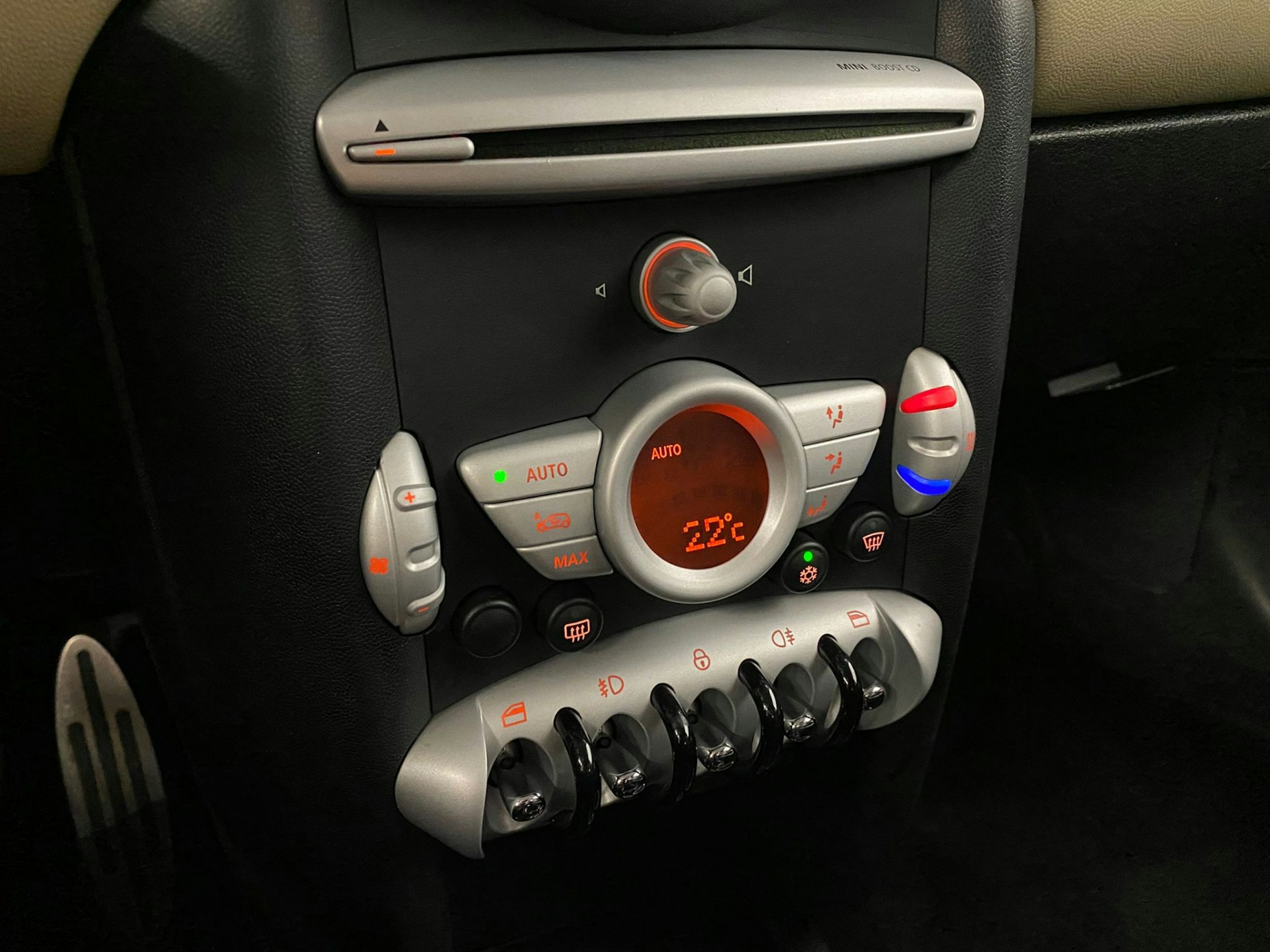 valkoinen Mini Cooper S 2009 kuva 20.