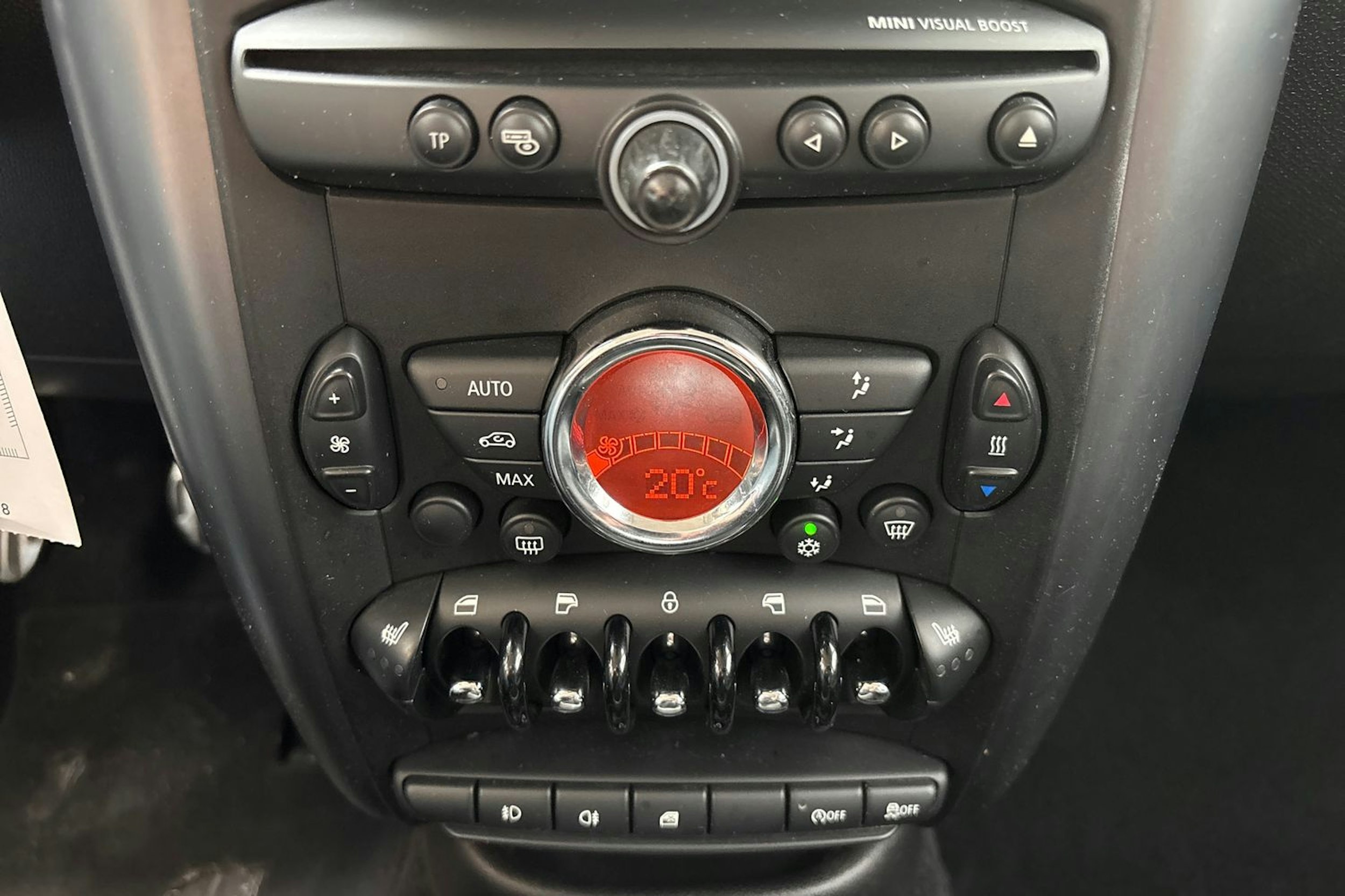 punainen Mini Cooper S 2011 kuva 24.