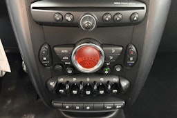 punainen Mini Cooper S 2011 kuva 24.
