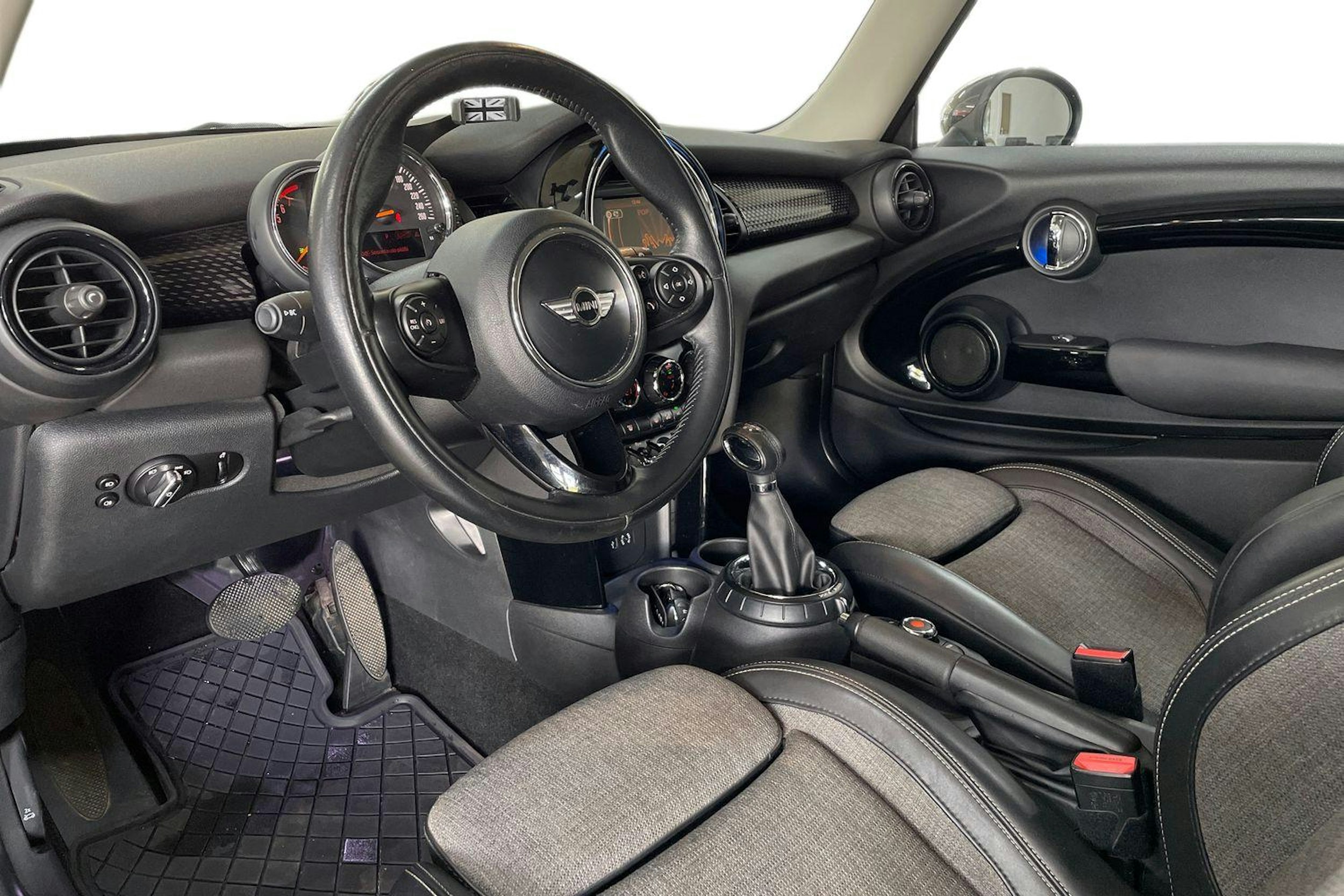 Harmaa Mini Cooper S 2017 kuva 7.