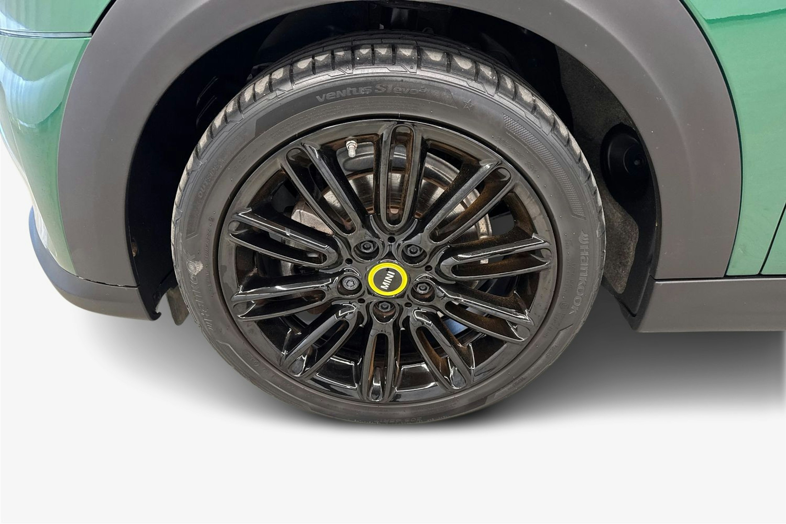 met. vihreä Mini Cooper SE 2022 kuva 11.