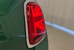 met. vihreä Mini Cooper SE 2022 kuva 14.
