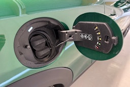 met. vihreä Mini Cooper SE 2022 kuva 15.