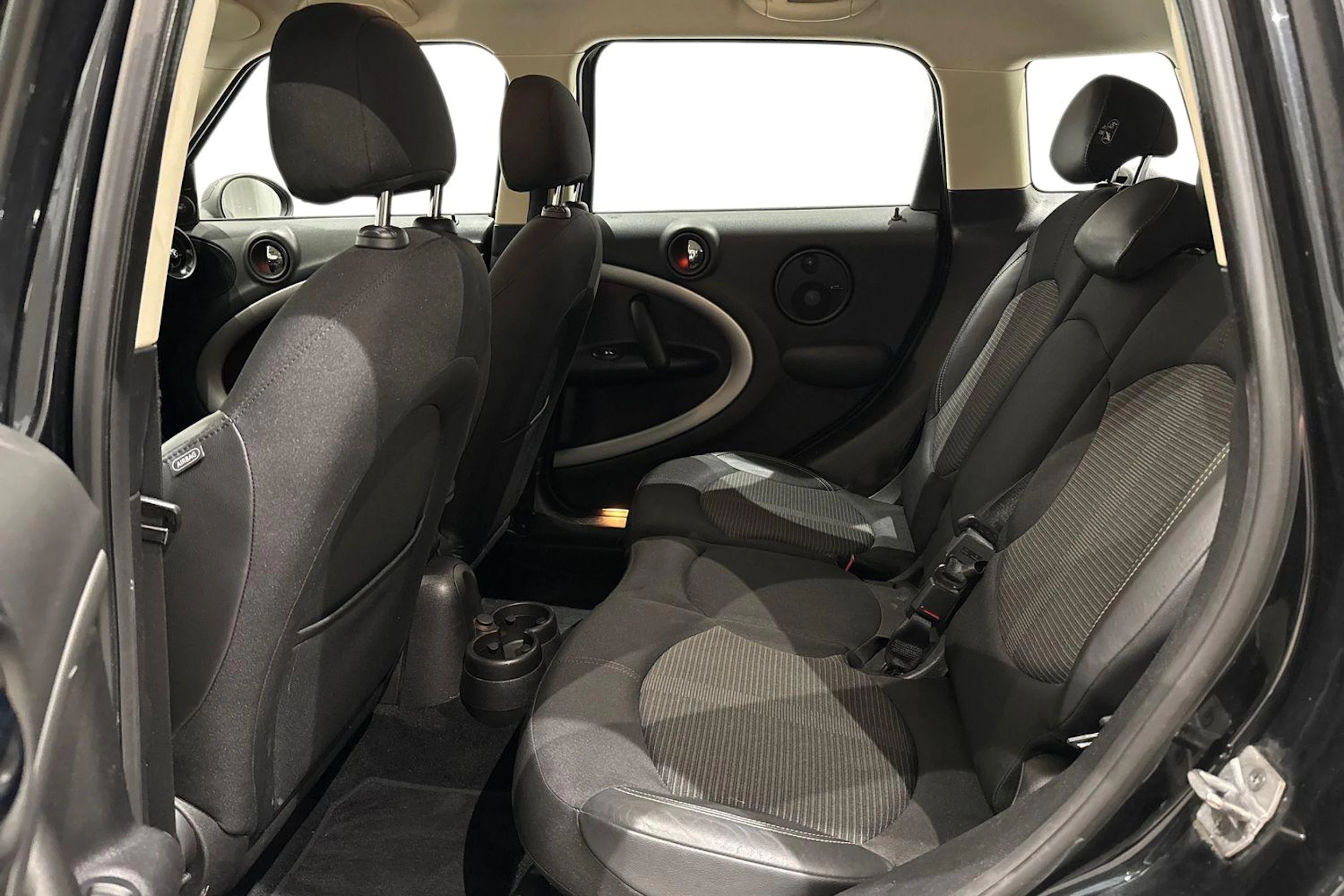 musta Mini Countryman 2015 kuva 8.