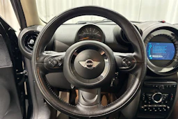 musta Mini Countryman 2015 kuva 14.