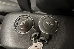 musta Mini Countryman 2015 kuva 22.