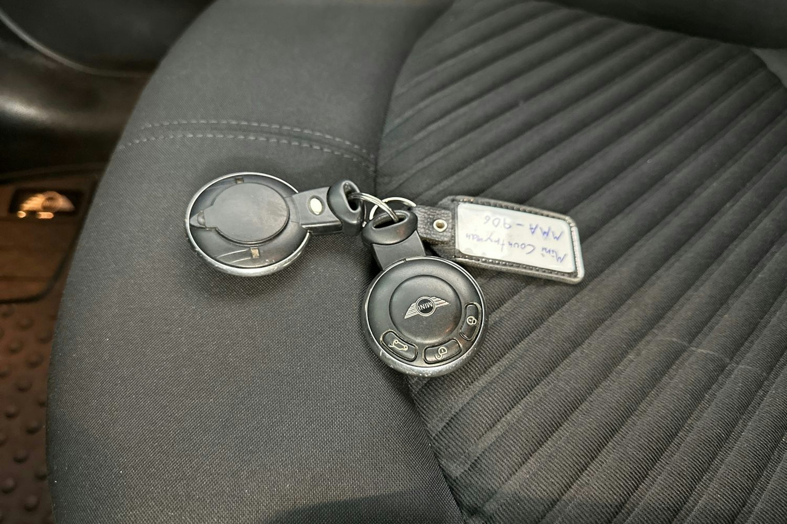 Valkoinen Mini Countryman 2015 kuva 21.