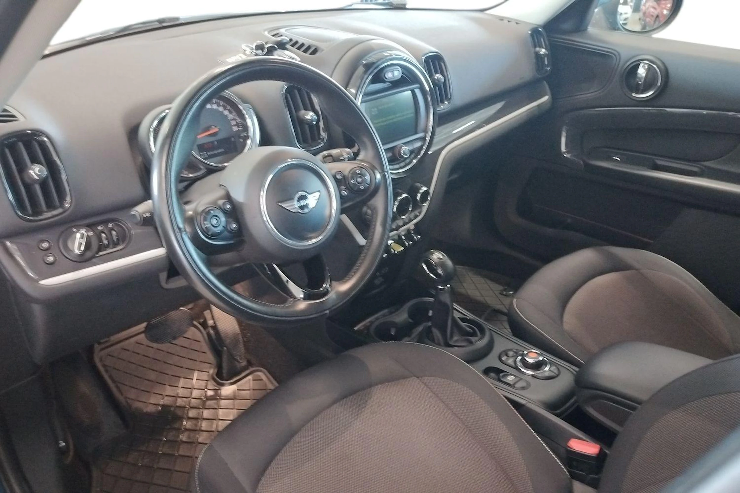 sininen Mini Countryman 2017 kuva 6.
