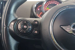 sininen Mini Countryman 2017 kuva 20.