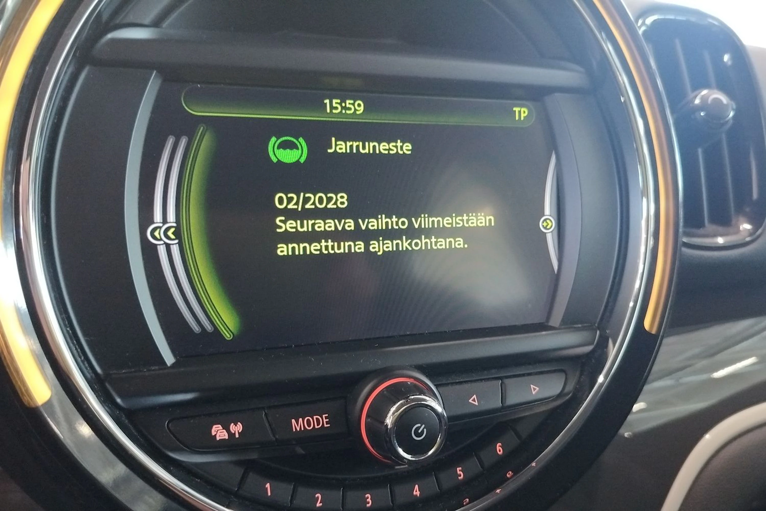 sininen Mini Countryman 2017 kuva 27.