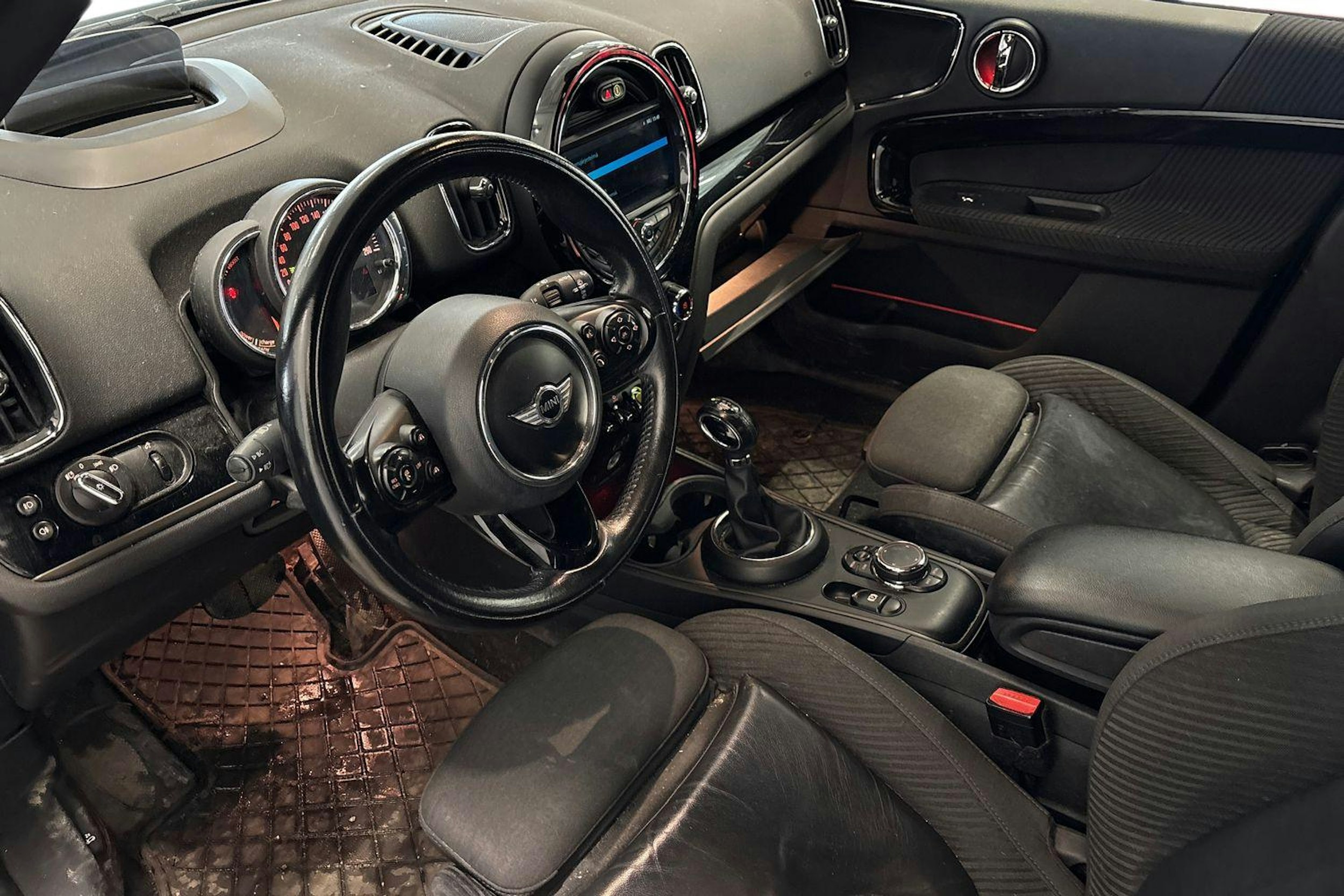 vihreä Mini Countryman 2017 kuva 3.