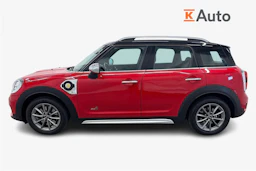 punainen Mini Countryman 2017 kuva 5.