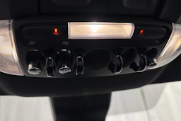 punainen Mini Countryman 2017 kuva 20.