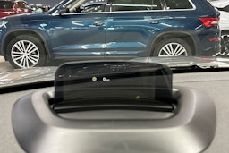 harmaa Mini Countryman 2018 kuva 25.
