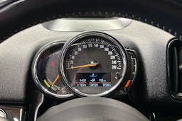 harmaa Mini Countryman 2018 kuva 26.