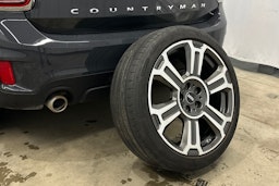 met. harmaa Mini Countryman 2018 kuva 14.