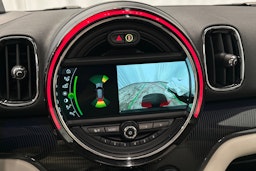 met. harmaa Mini Countryman 2018 kuva 24.