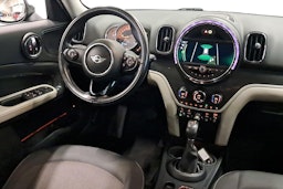 vihreä Mini Countryman 2018 kuva 9.