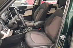 vihreä Mini Countryman 2018 kuva 14.