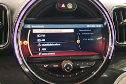 vihreä Mini Countryman 2018 kuva 25.