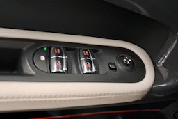 vihreä Mini Countryman 2018 kuva 29.