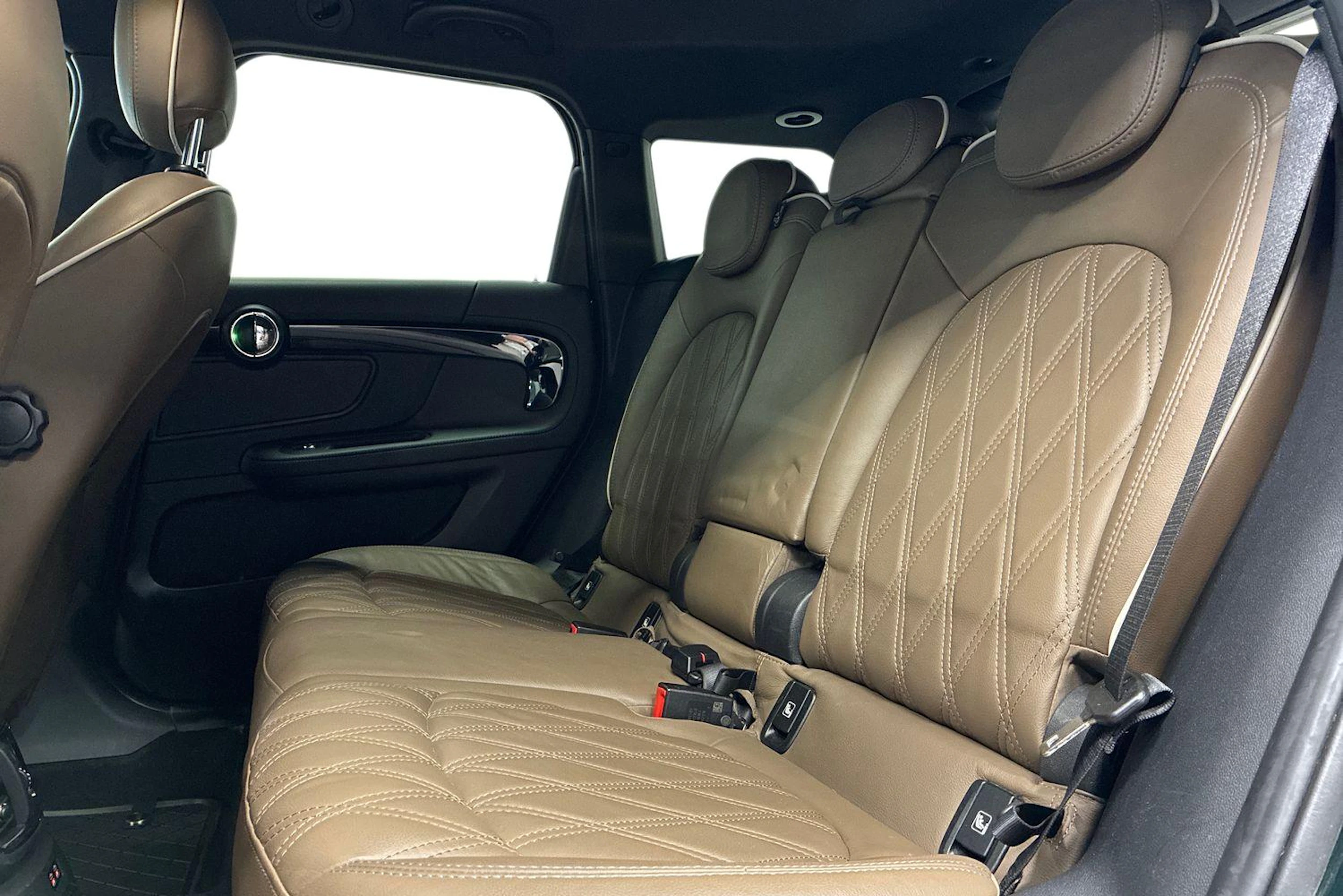 vihreä Mini Countryman 2019 kuva 8.