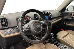 vihreä Mini Countryman 2019 kuva 6.