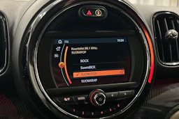 vihreä Mini Countryman 2019 kuva 20.