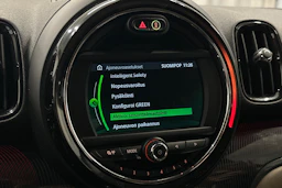 vihreä Mini Countryman 2019 kuva 24.