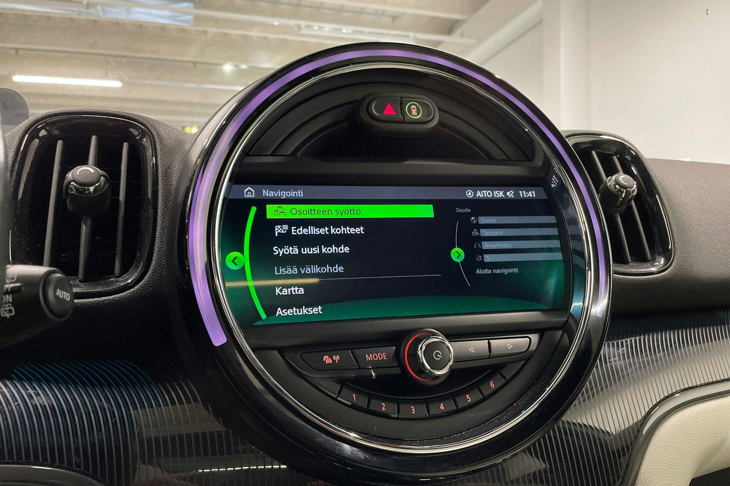 valkoinen Mini Countryman 2019 kuva 18.