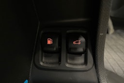 valkoinen Mini Countryman 2019 kuva 27.