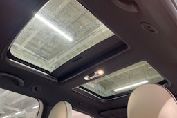 valkoinen Mini Countryman 2019 kuva 33.