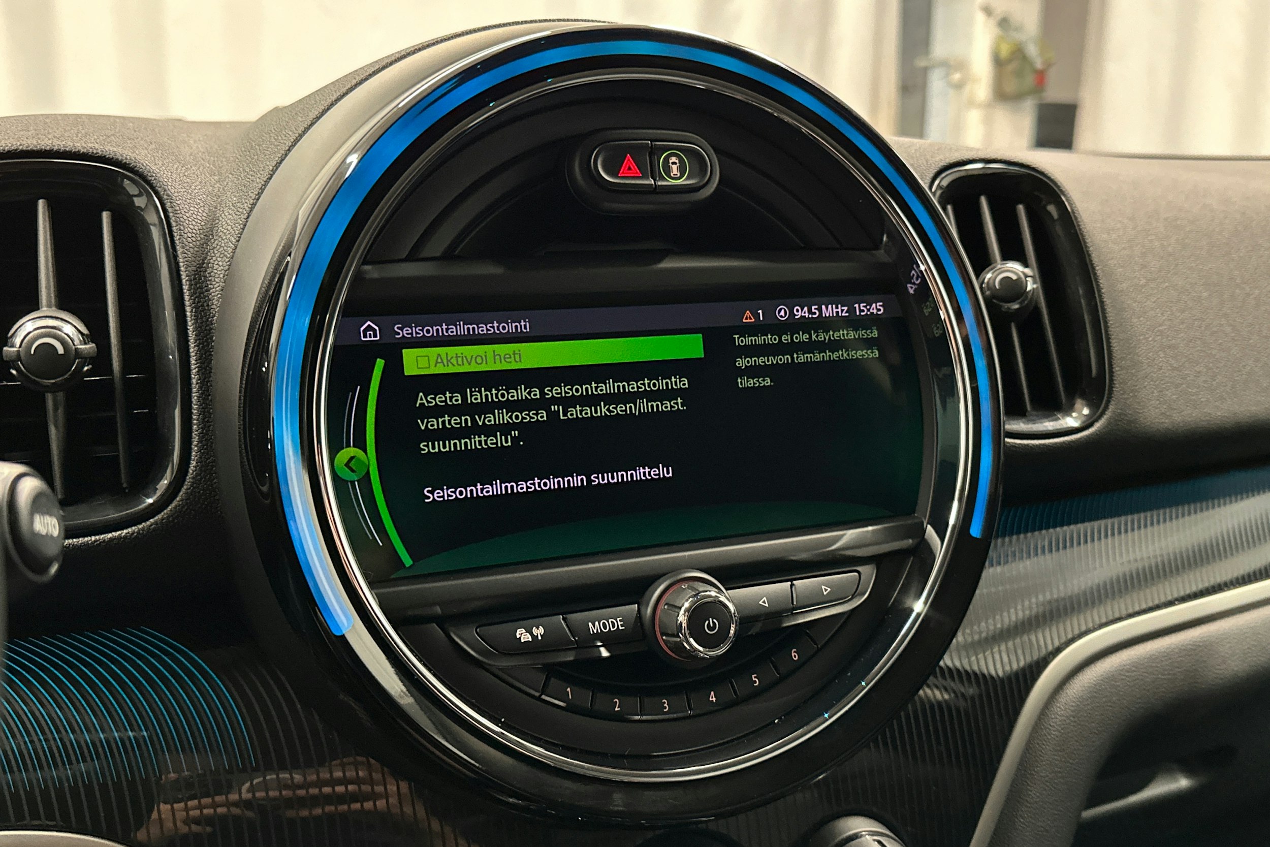 musta Mini Countryman 2020 kuva 23.