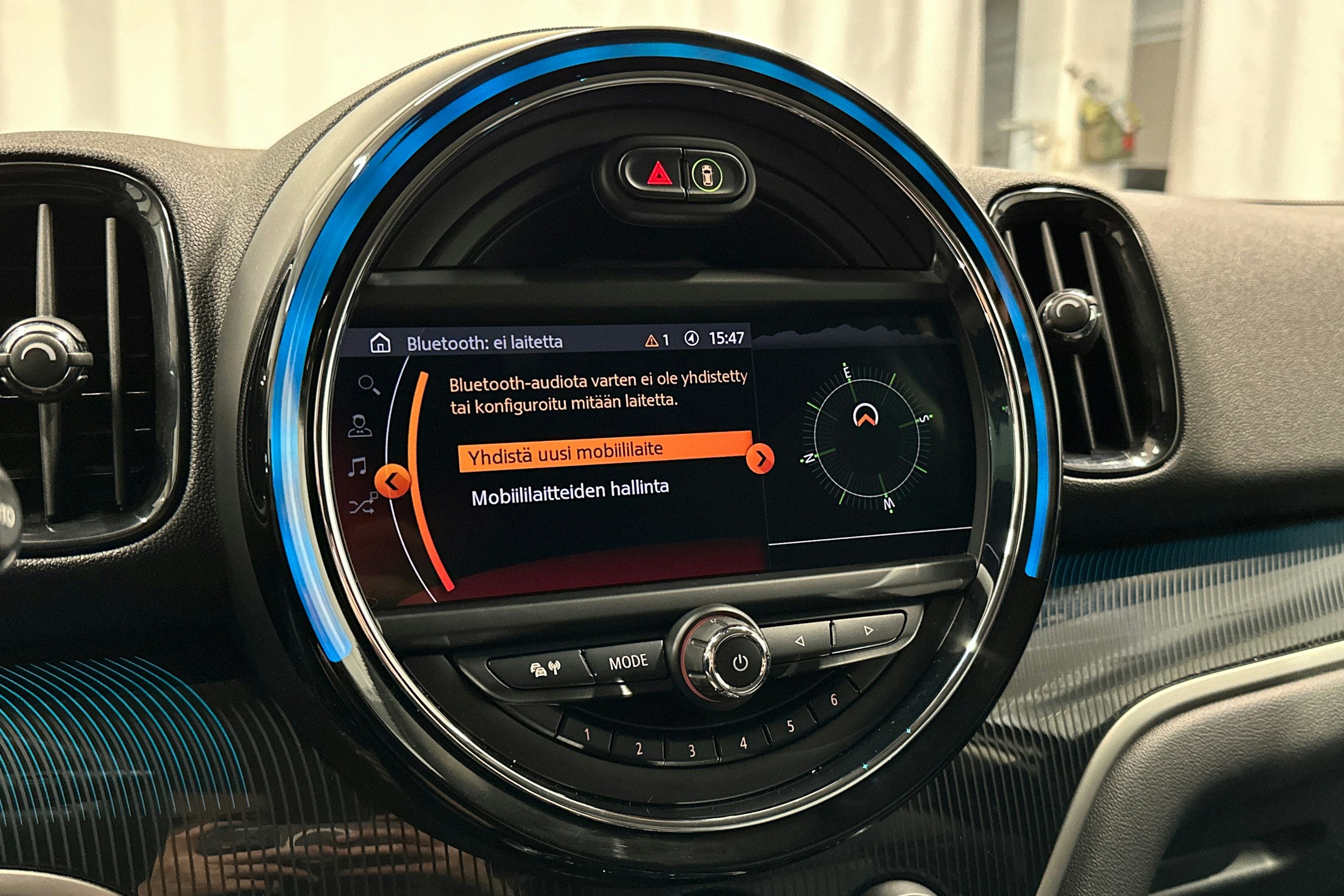 musta Mini Countryman 2020 kuva 28.
