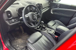 Punainen Mini Countryman 2021 kuva 3.