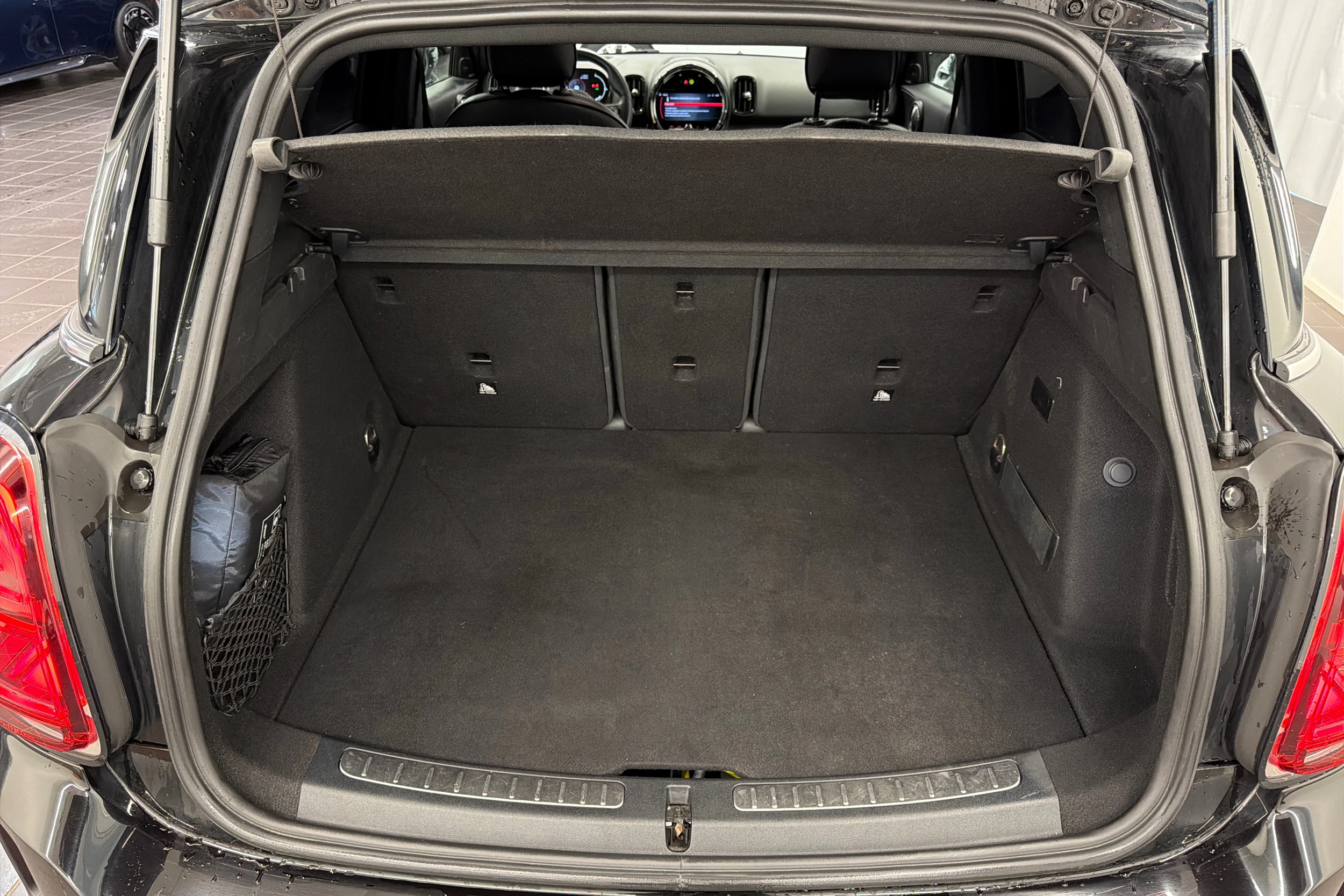 Musta Mini Countryman 2022 kuva 11.