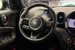 Musta Mini Countryman 2022 kuva 13.