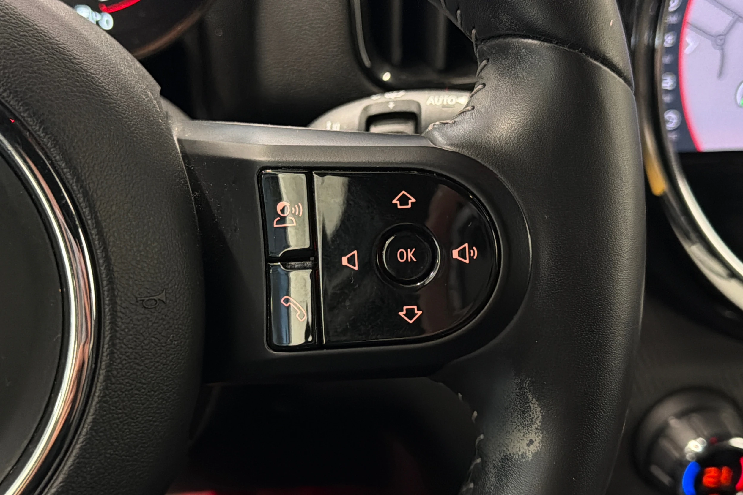 Musta Mini Countryman 2022 kuva 15.