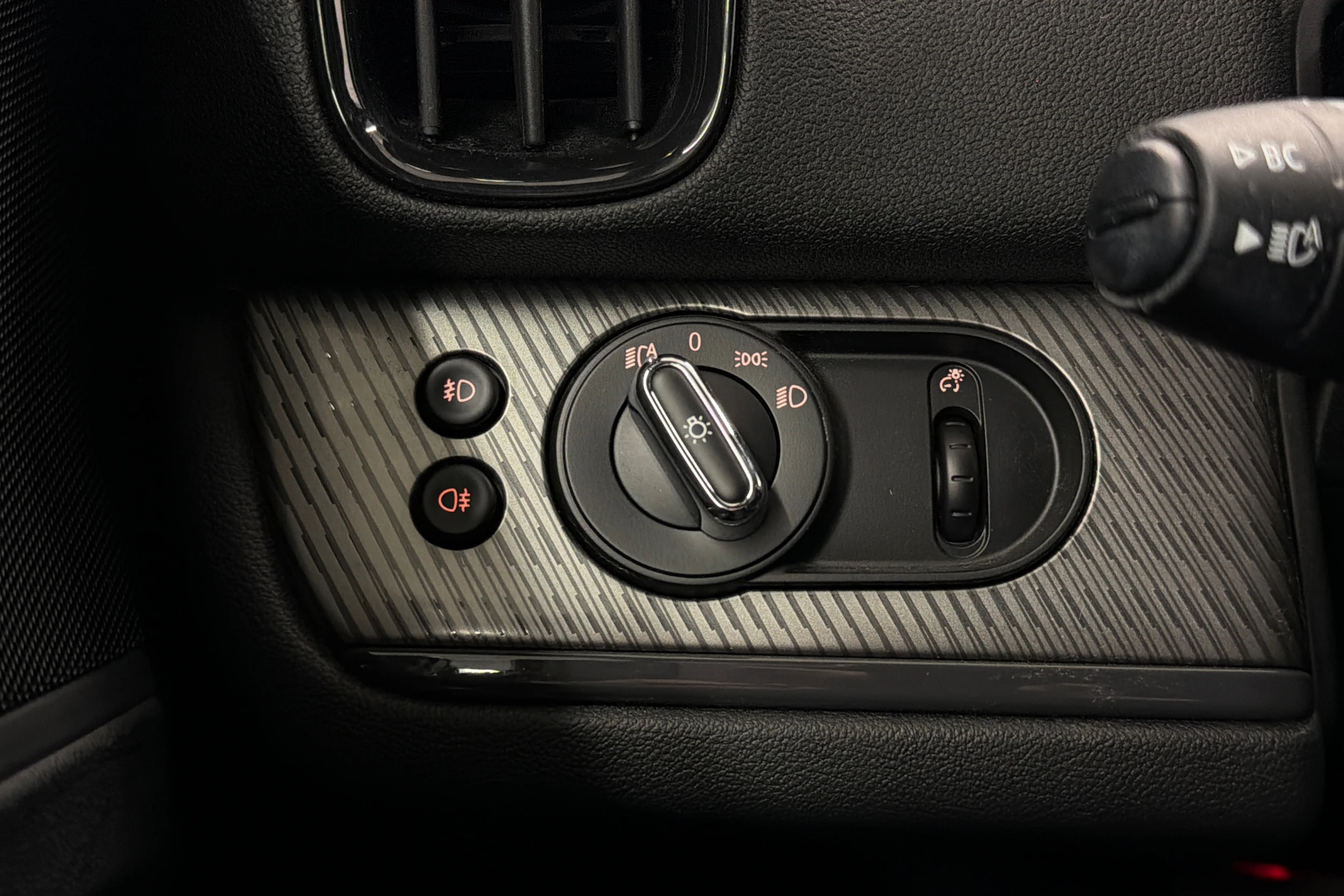 Musta Mini Countryman 2022 kuva 17.