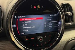 Musta Mini Countryman 2022 kuva 25.