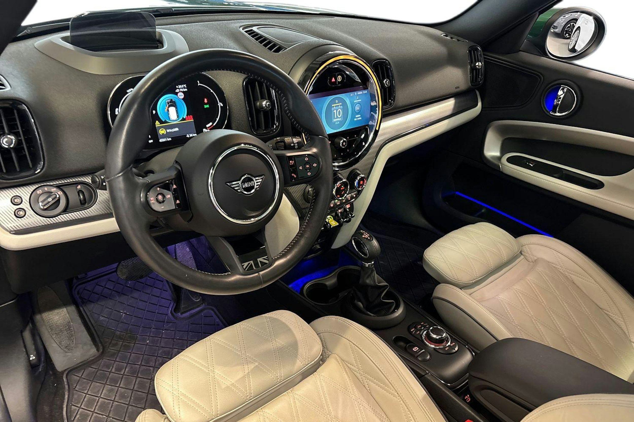 vihreä Mini Countryman 2022 kuva 6.