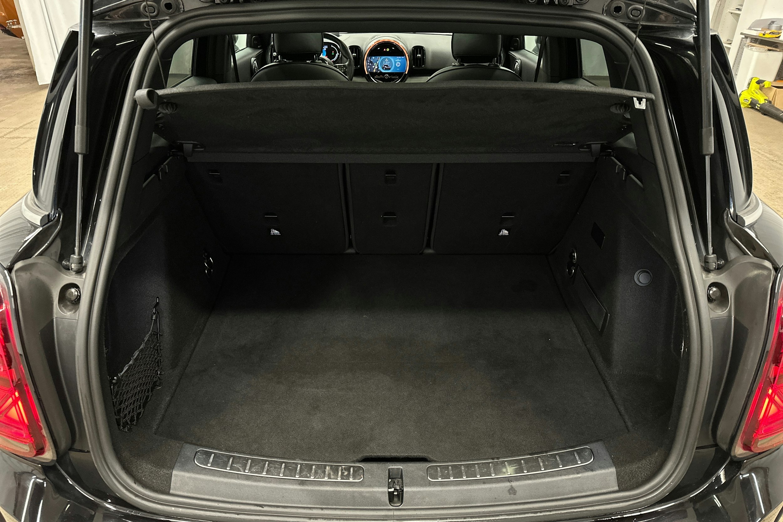 musta Mini Countryman 2022 kuva 14.