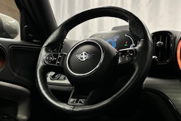 musta Mini Countryman 2022 kuva 18.