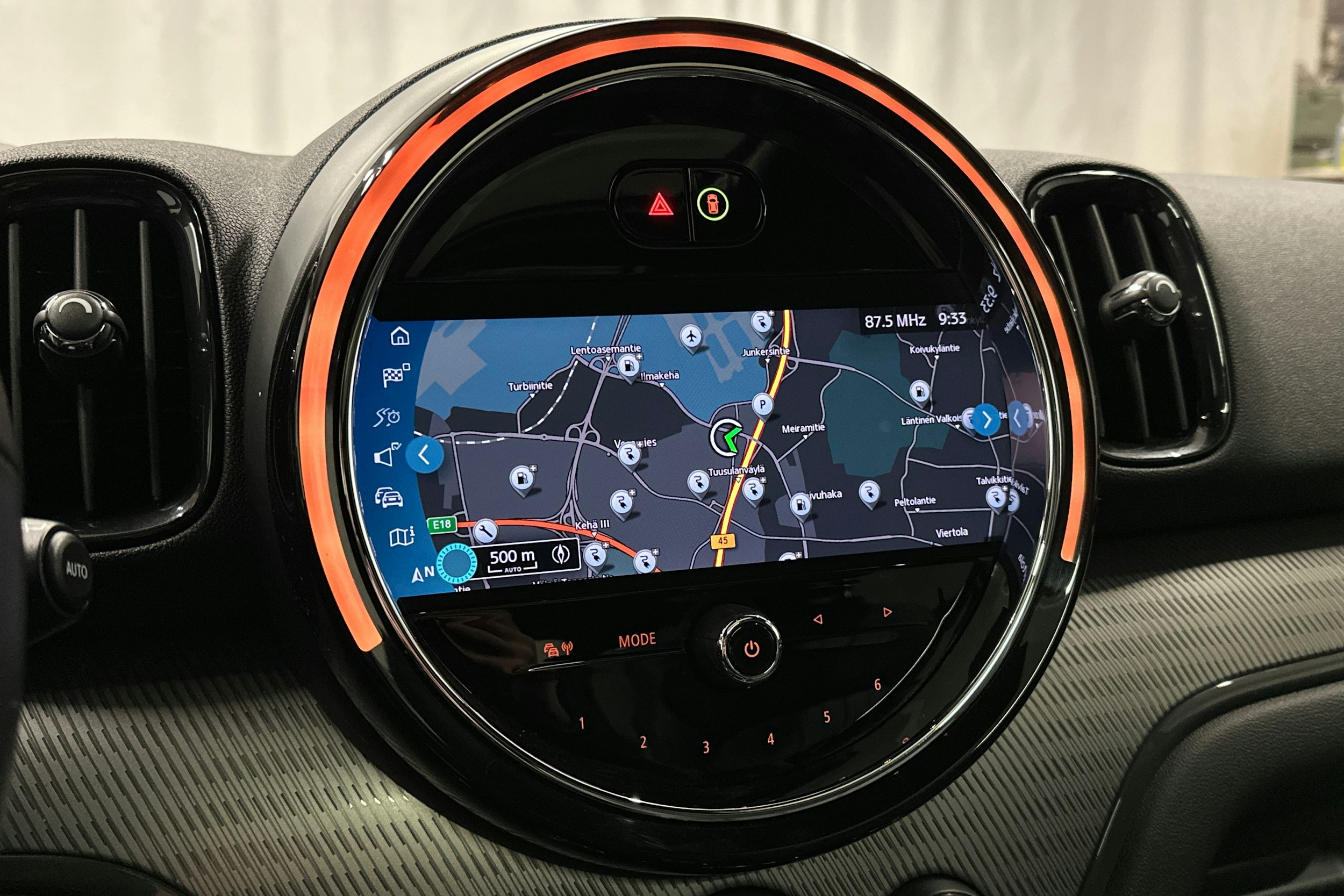 musta Mini Countryman 2022 kuva 24.