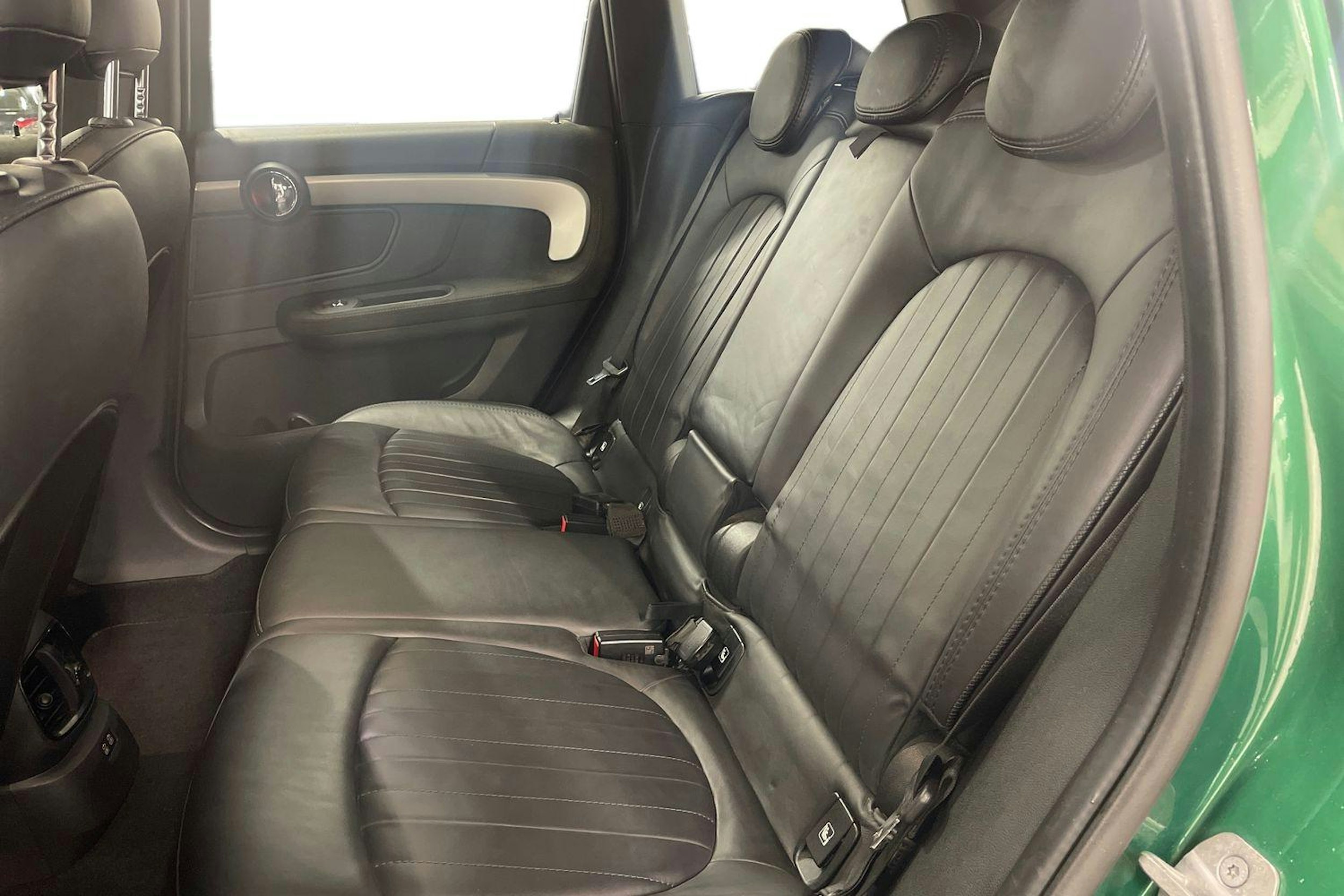 vihreä Mini Countryman 2022 kuva 10.