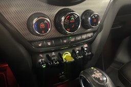 vihreä Mini Countryman 2022 kuva 23.